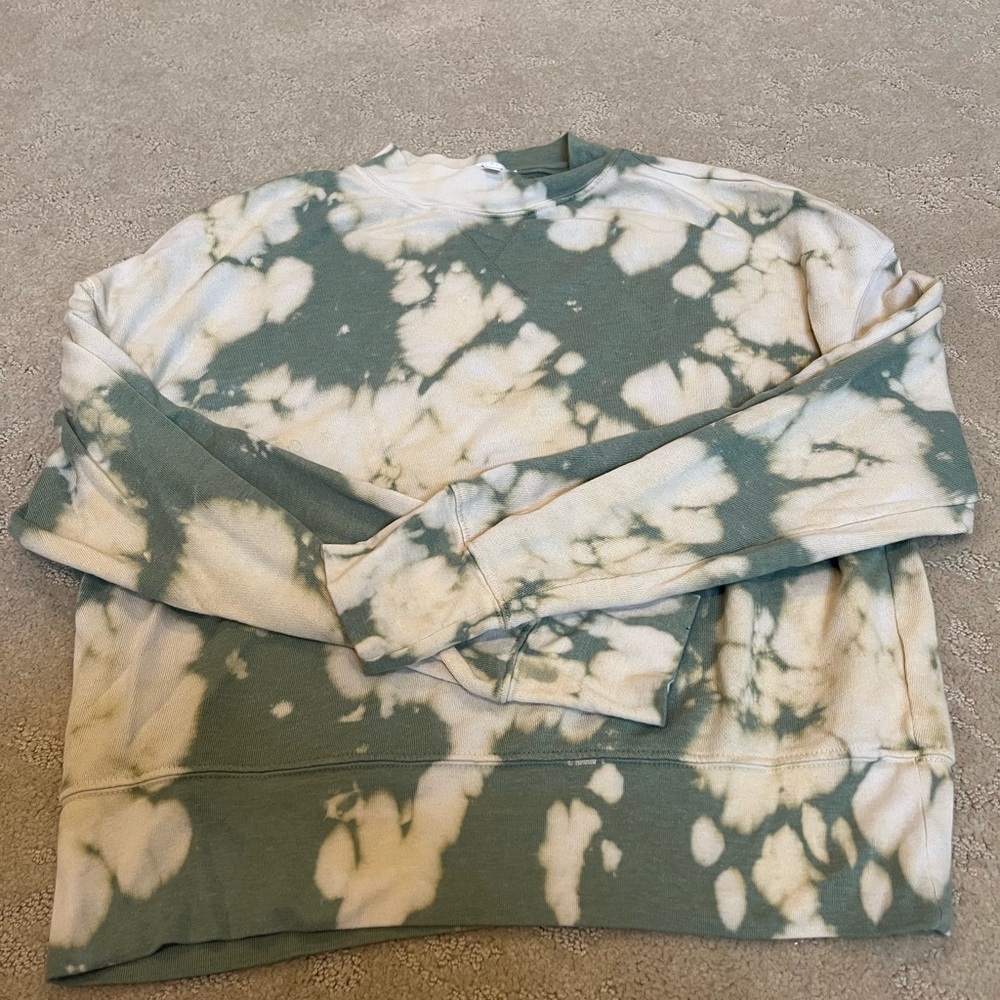 Pre-owned ABOUND lightweight sweatshirt.